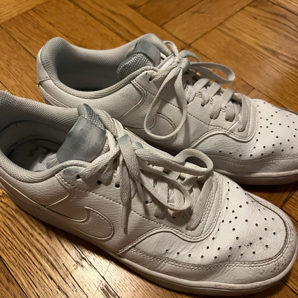 Nike men’s sneakers